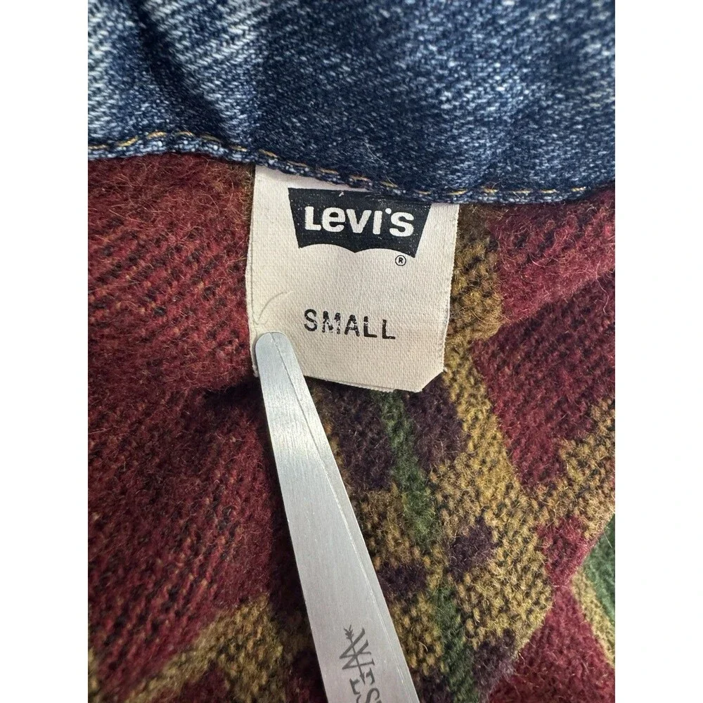 Vtg 90s Levi’s 70617 Aztec Blanket Lined Denim Trucker Jacket S USA Made 1092